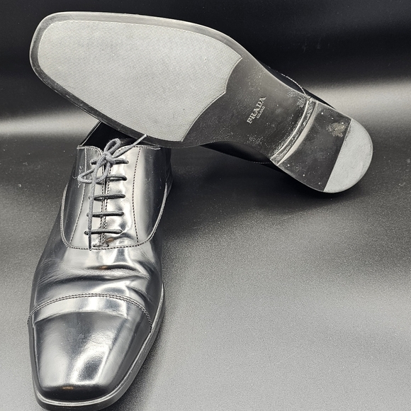 PRADA Men's Black Leather Dress Shoes | 11.0 - Picture 8 of 11